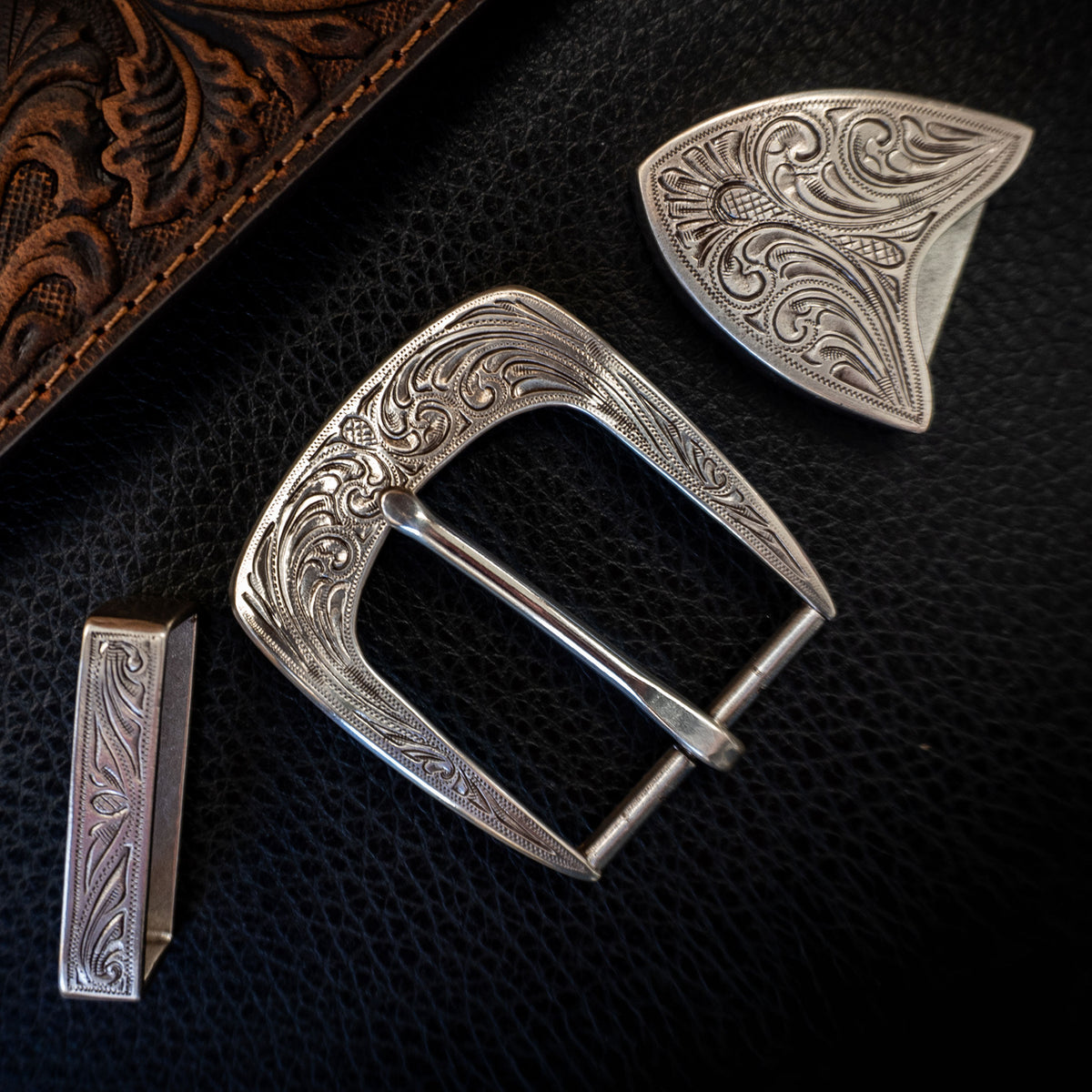 Engraved Three Piece Buckle Set