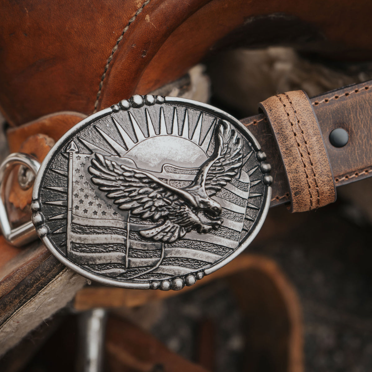 1 1/2&quot; Eagle Plaque Buckle Belt