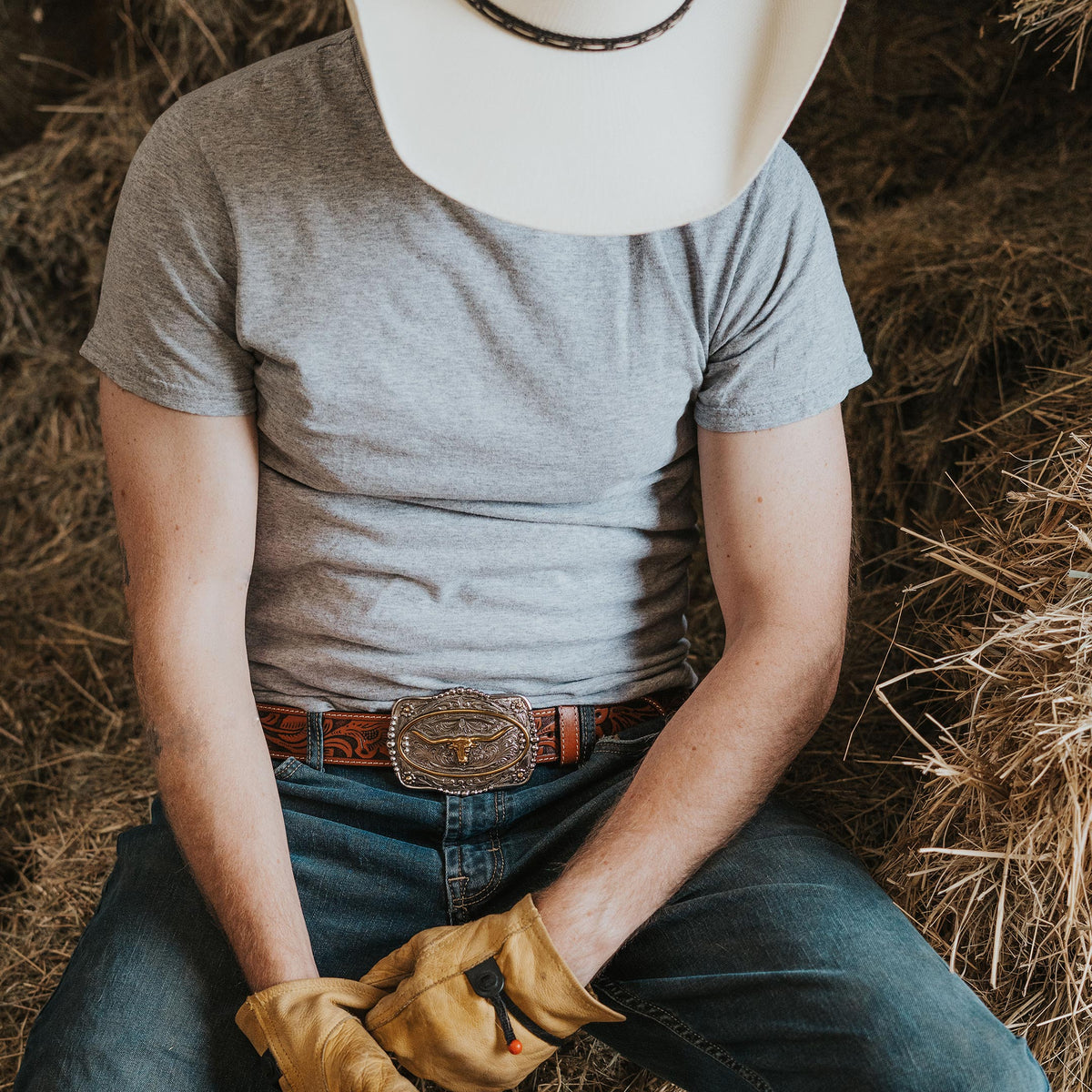 1 1/2&quot; Veg Tooled with Longhorn Buckle Belt